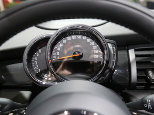 2018MINI CABRIO Ϻ܇չ