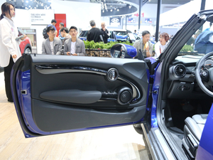 2018MINI CABRIO Ϻ܇չ