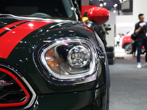 2018MINI JCW COUNTRYMAN Ϻ܇չ