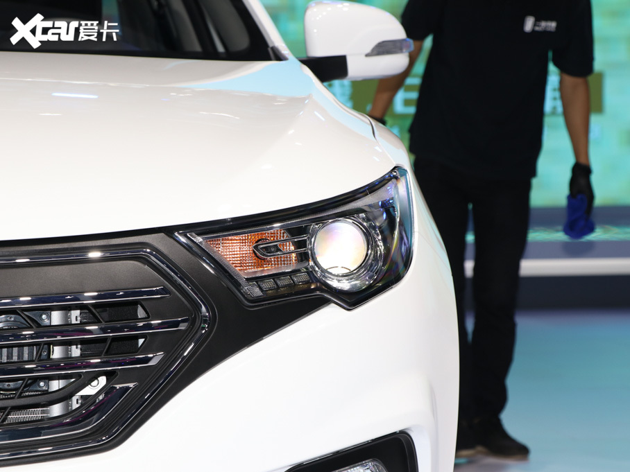 2020vB30 EV EV400