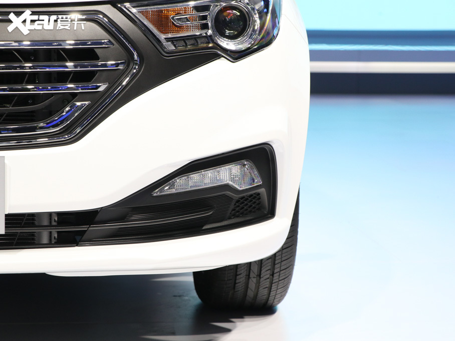 2020vB30 EV EV400