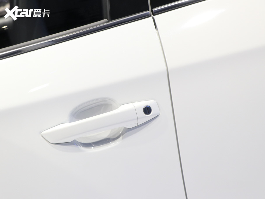 2020vB30 EV EV400