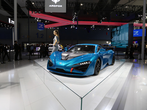 2019ARCFOX-GT Ϻ܇չ