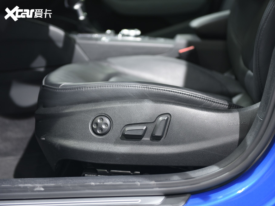 2020?yun)WA3 Limousine 