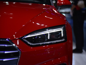 2020��W��A5 Cabriolet �Ϻ�܇չ