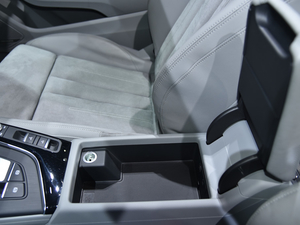 2020��W��A5 Cabriolet �Ϻ�܇չ