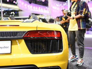 2021V10 Spyder RWD Ϻ܇չ