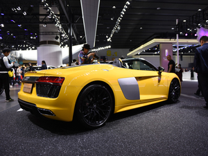 2021V10 Spyder RWD Ϻ܇չ