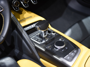 2021V10 Spyder RWD Ϻ܇չ