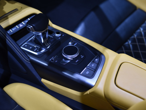 2021V10 Spyder RWD Ϻ܇չ