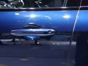 2020κ VV7-PHEV Ϻ܇չ