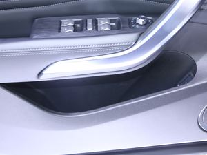 2020κ VV7-PHEV Ϻ܇չ