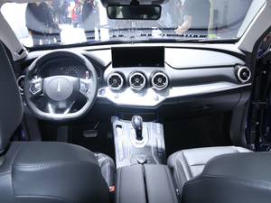 2020κ VV7-PHEV Ϻ܇չ