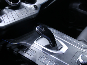 2020κ VV7 GT-PHEV Ϻ܇չ