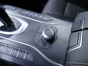 2020κ VV7 GT-PHEV Ϻ܇չ