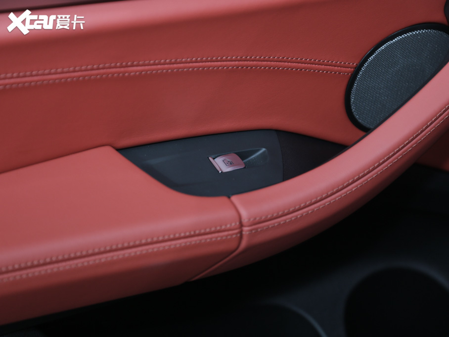 2019RX4 xDrive 25i Tʿ