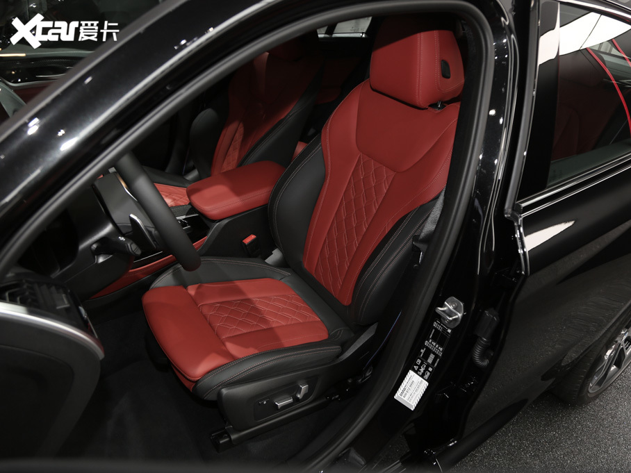 2019RX4 xDrive 25i Tʿ