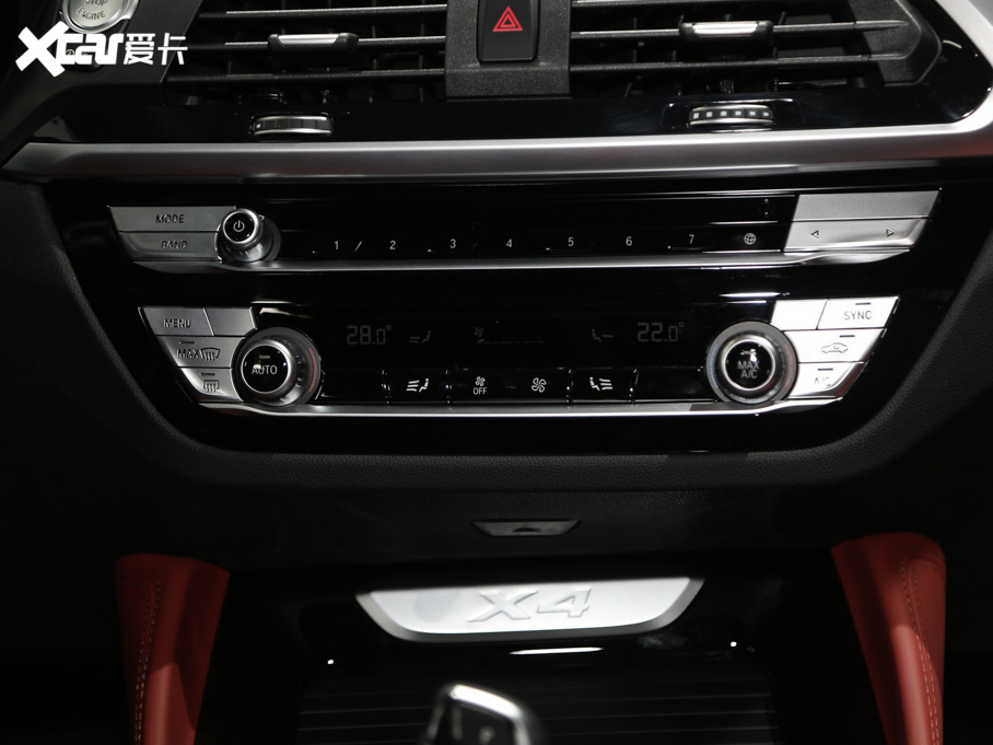 2019RX4 xDrive 25i Tʿ