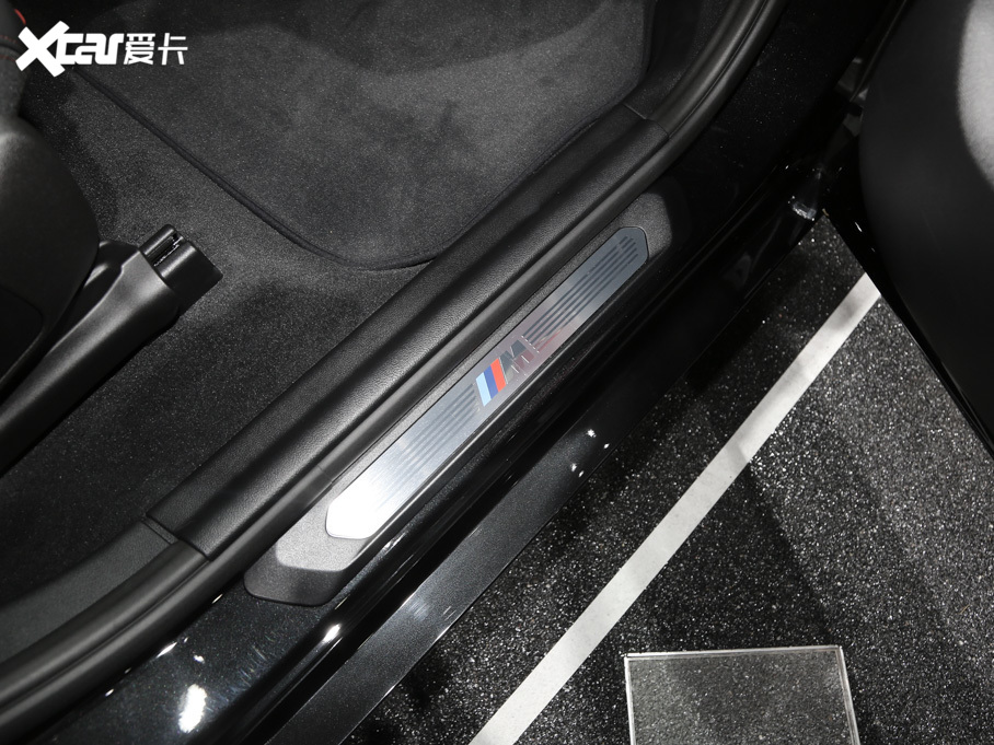 2019RX4 xDrive 25i Tʿ