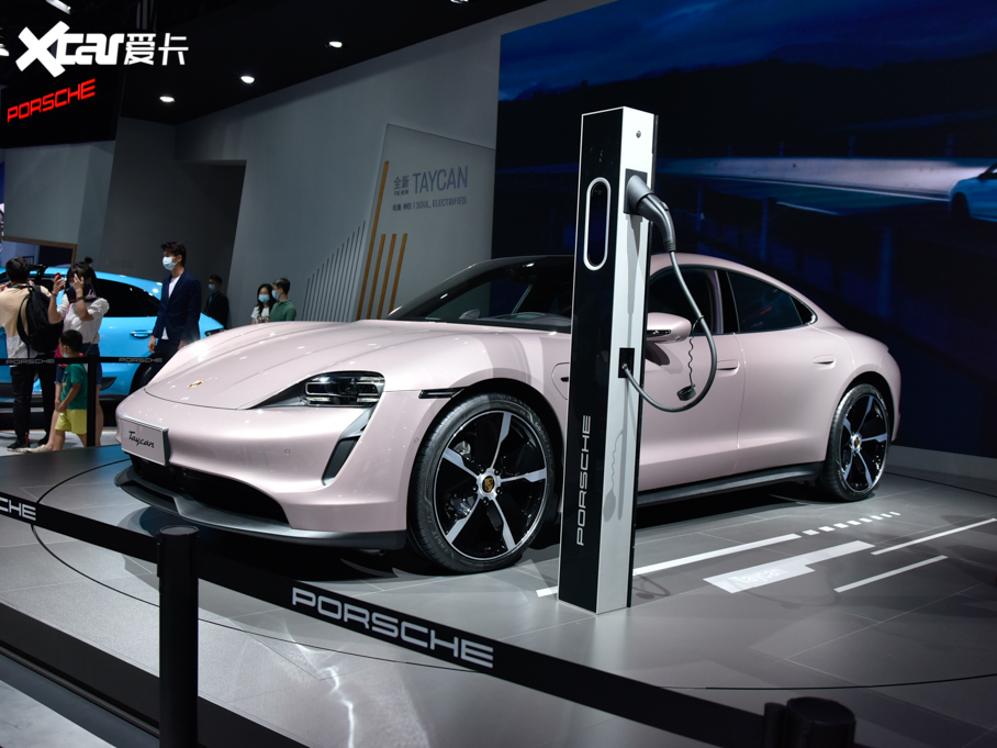 2020Taycan 