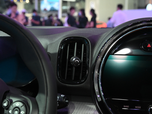 2021MINI COUNTRYMAN Ϻ܇չ