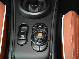 2021MINI COUNTRYMAN Ϻ܇չ