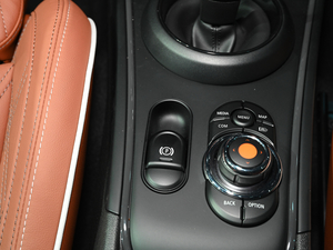 2021MINI COUNTRYMAN Ϻ܇չ