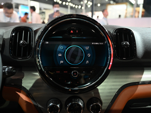 2021MINI COUNTRYMAN Ϻ܇չ