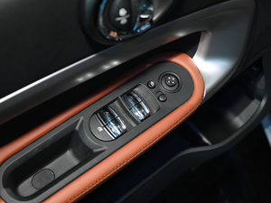 2021MINI COUNTRYMAN Ϻ܇չ