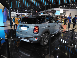 2021MINI COUNTRYMAN Ϻ܇չ