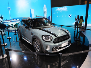 2021MINI COUNTRYMAN Ϻ܇չ