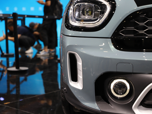 2021MINI COUNTRYMAN Ϻ܇չ