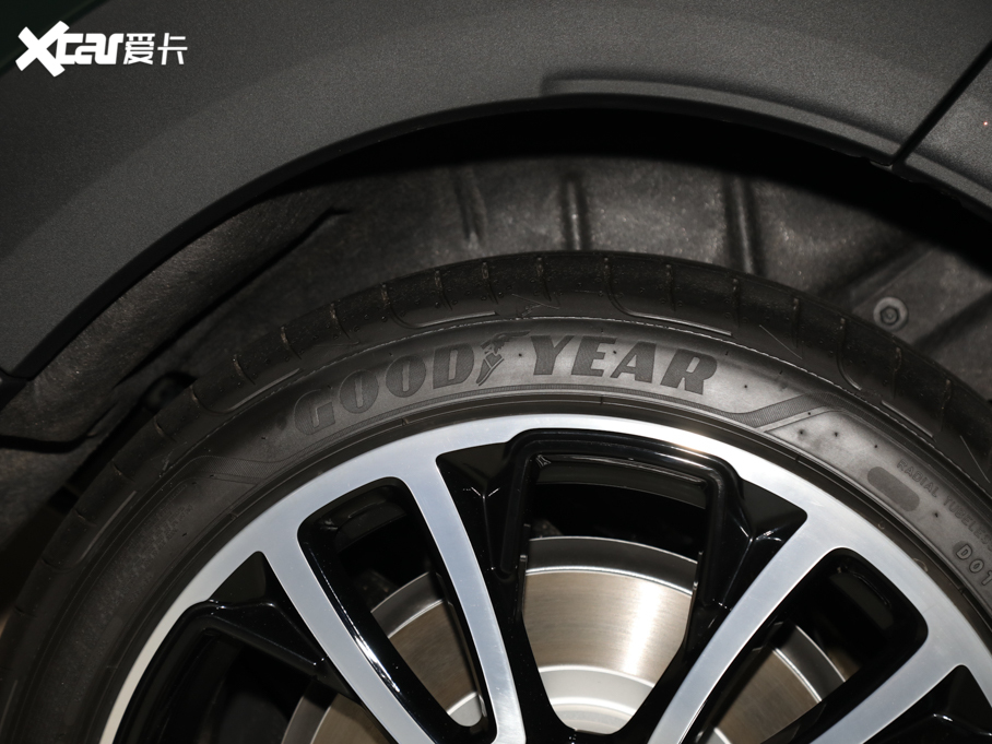 2021MINI JCW COUNTRYMAN 