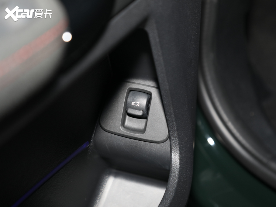 2021MINI JCW COUNTRYMAN 