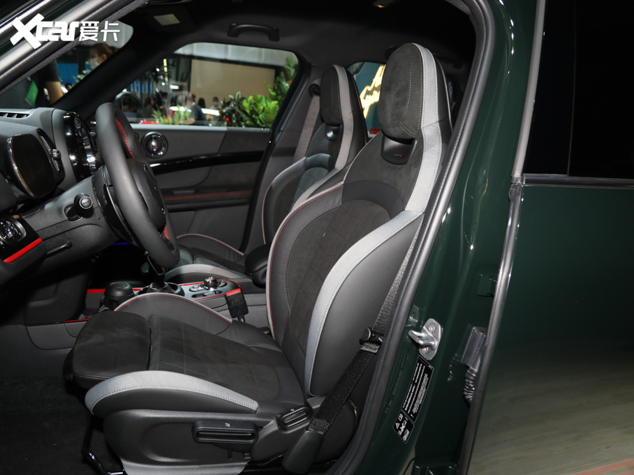 2021MINI JCW COUNTRYMAN 