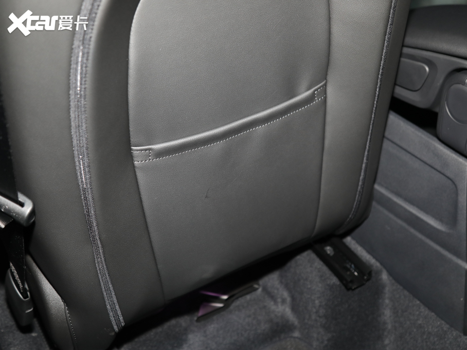 2021MINI JCW COUNTRYMAN 