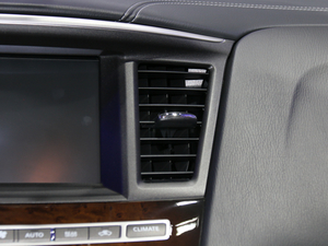 2020ӢQX60(M) Ϻ܇չ