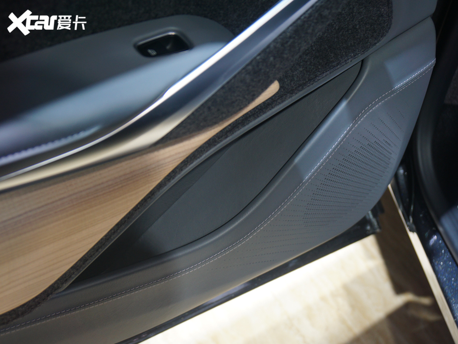 2020�˹�D���R��DBX 