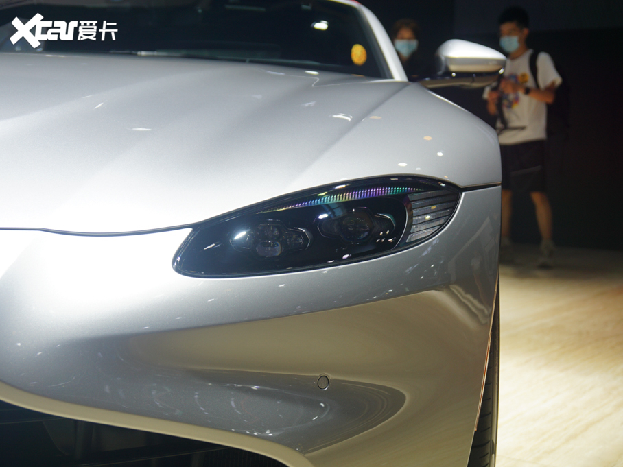 2020�˹�D���R��V8 Vantage 