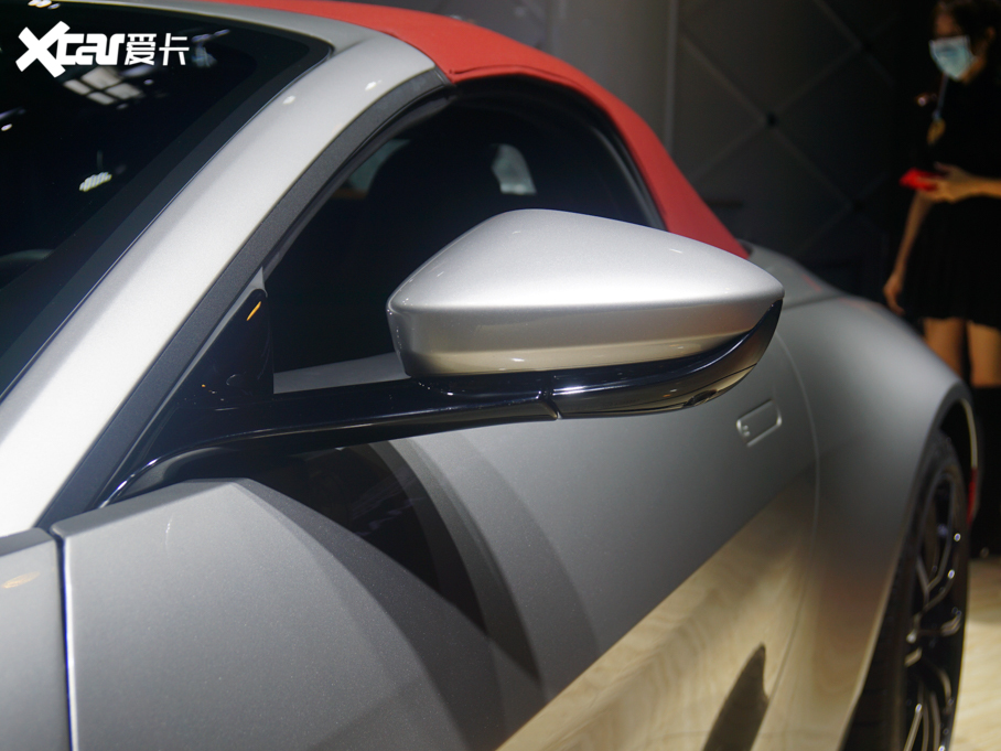 2020�˹�D���R��V8 Vantage 