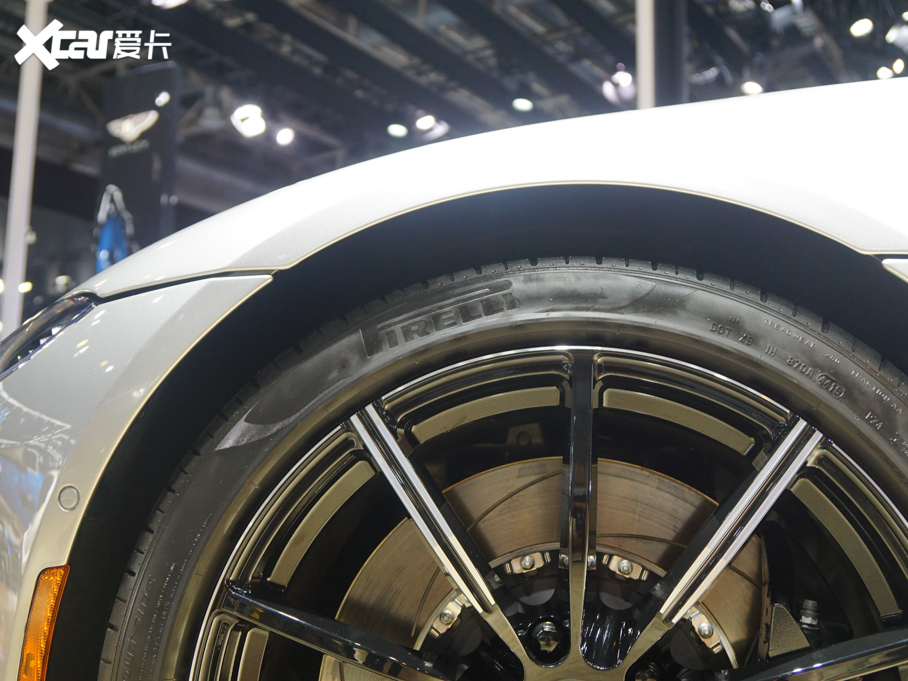 2020�˹�D���R��V8 Vantage 