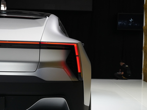 2020Polestar 5 Ϻ܇չ