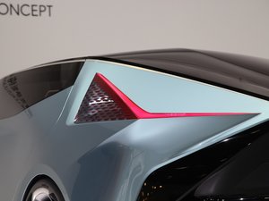 2020���׿��_˹LF-30 �Ϻ�܇չ