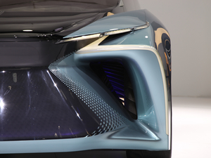 2020���׿��_˹LF-30 �Ϻ�܇չ