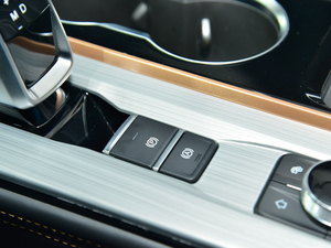 20215 PLUS Ϻ܇(ch)չ