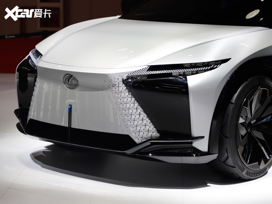 2021���׿��_˹LF-Z 