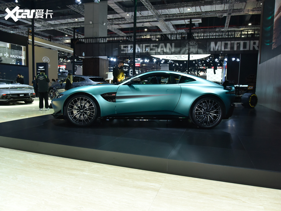 2022˹DRV8 Vantage 