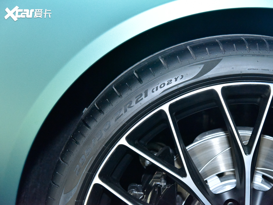 2022˹DRV8 Vantage 