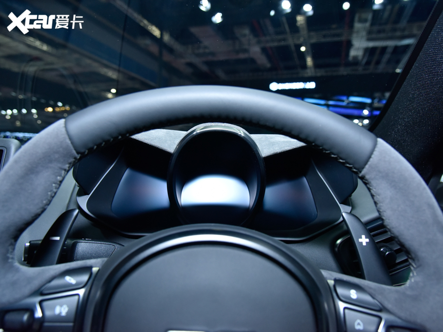 2022˹DRV8 Vantage 