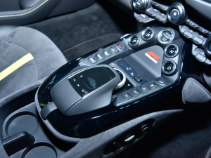 2022˹DRV8 Vantage Ϻ܇չ